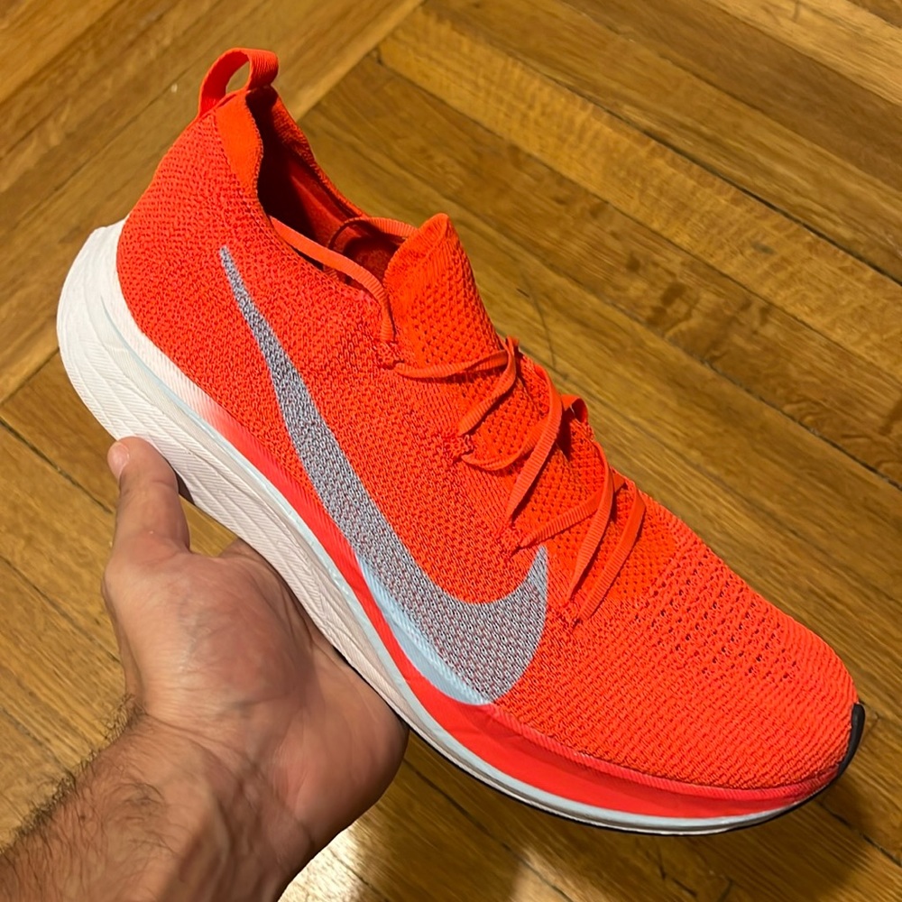 Nike Zoom Vaporfly 4% sz13 Racing shoe (less than 20miles)